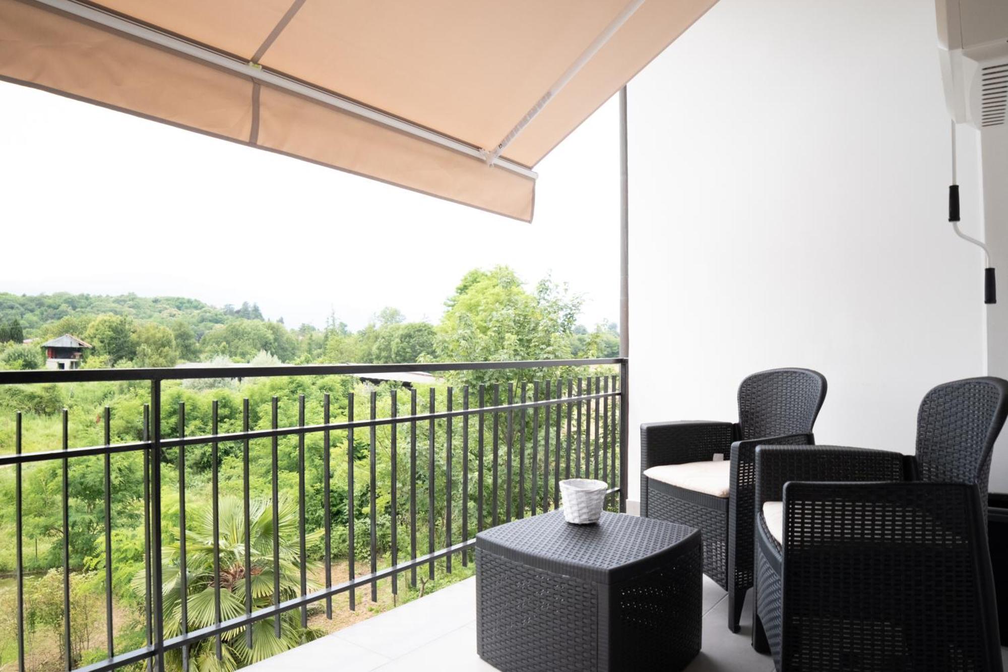 Casa Vacanze Aria Leggiuno Kültér fotó