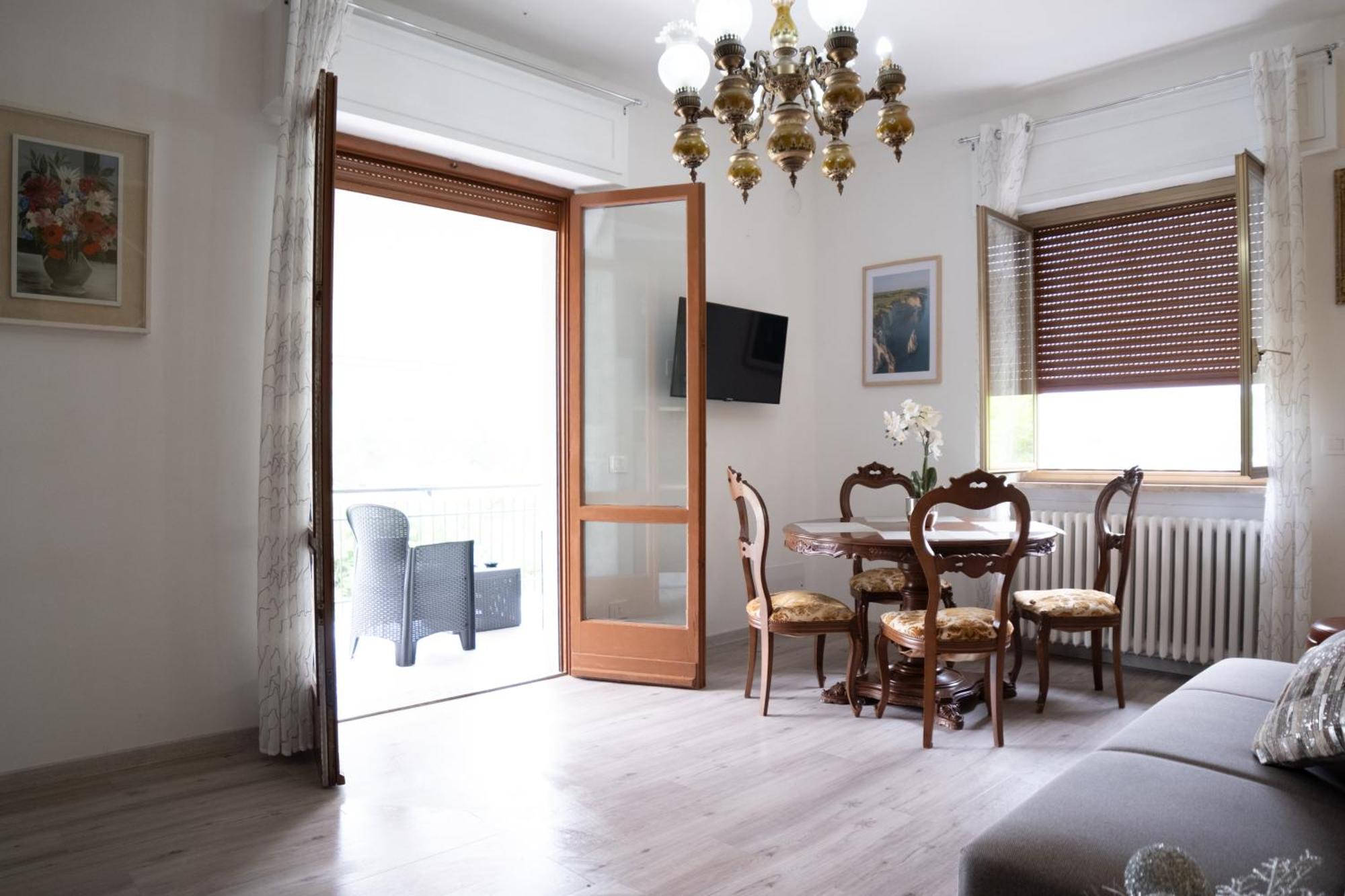 Casa Vacanze Aria Leggiuno Kültér fotó